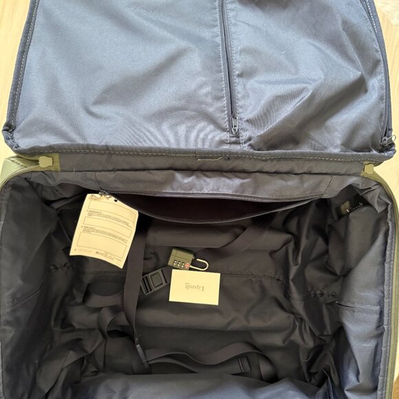 Lipault Suitcase - Picture 2 of 7